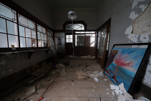 被災した医院Abandoned clinic