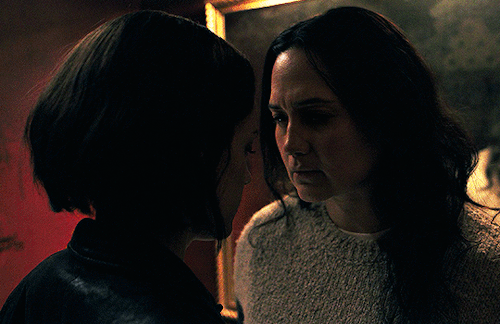 [heavy Breathing][kissing, Panting][belt Loosening]
