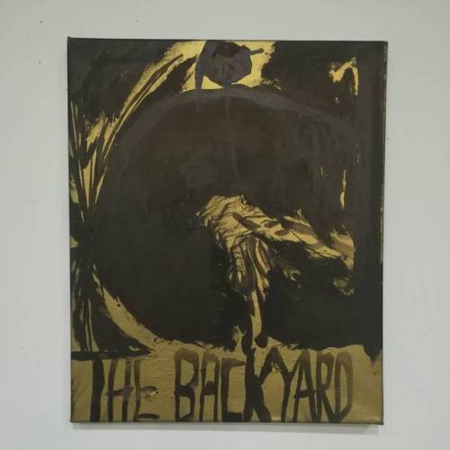  Eduardo Infante The Backyard. 2016. Nero di inferno & golden spray on canvas. 45 x 37 cm.