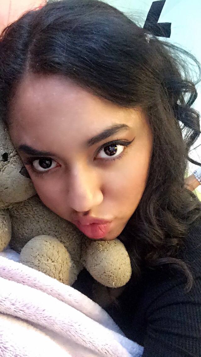lust-and-cupcakes:  Daddy’s naughty lil snuggle bug 🍼🎀