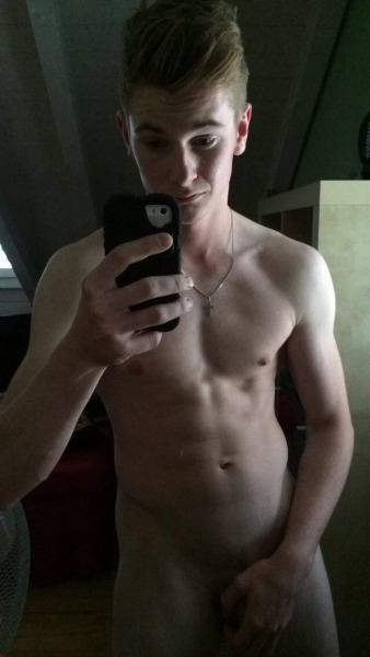 Porn Pics straight-baits:  Really sexy boy from Swiss