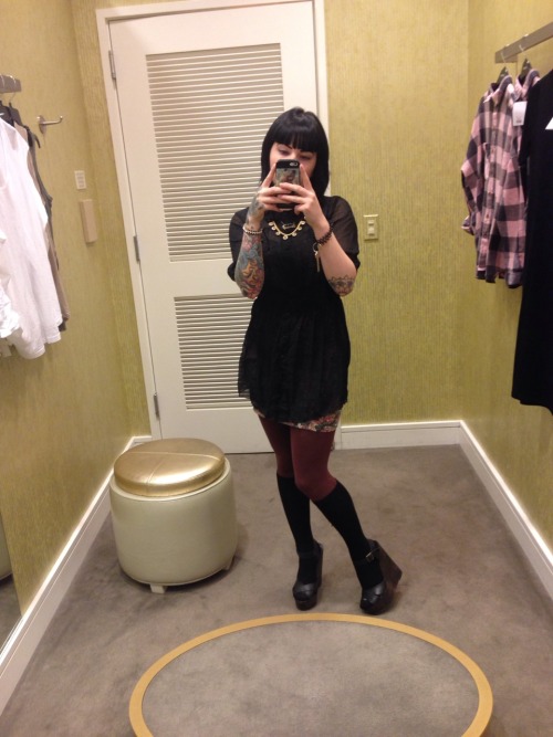 strangevibezz:  Pics in my phone of me that I like  <3<3<3