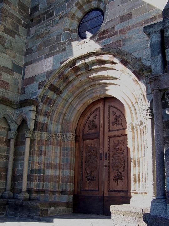 m1male2:Sacra di San Michele, Sant'Ambrogio di Torino, Piamonte, Italia. 