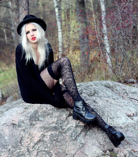 #hosiery #pantyhose #collants #strumpfhose #tightsCredit :Â http://susext.blogspot.fr/