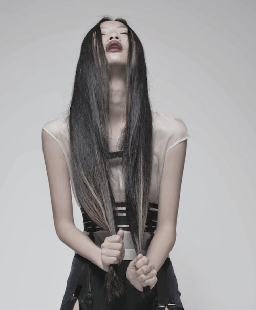 l-acus:rowena xi kang in ‘seethe’ by bonnie hansen for institute magazine.