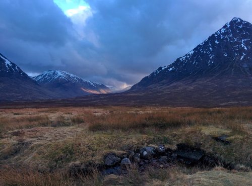 amazngnature:amazngnature.tumblr.com | Glen Etive, Scotland [3200, 2368] [OC]