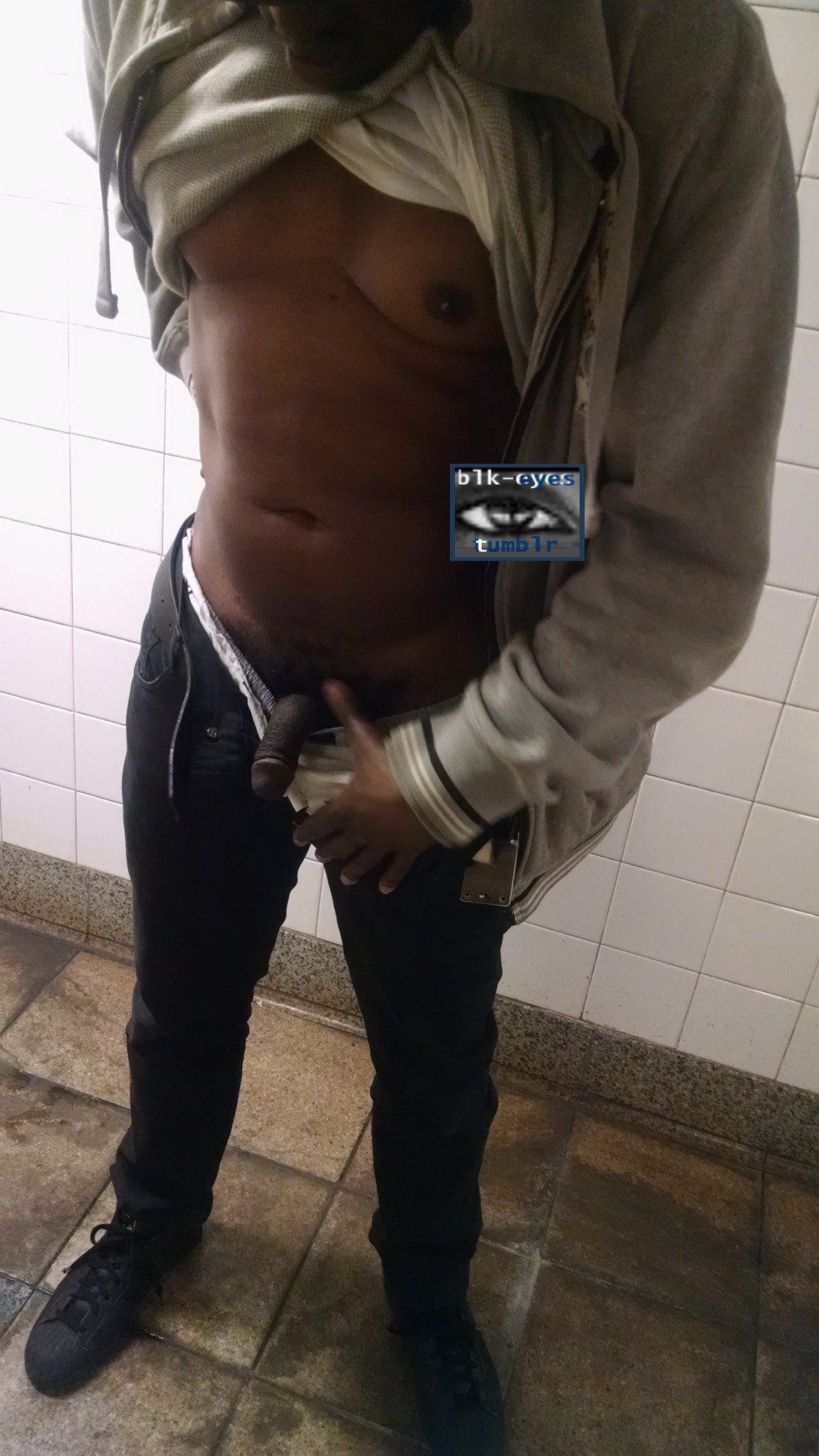 blk-eyes:  Public Display of Affection (PICS) Part 2