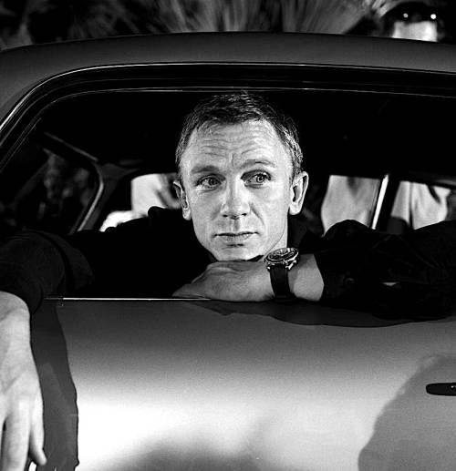 moldmoldfoldfold: Daniel CraigPhotography by Greg Williams