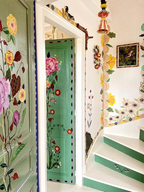 romantic-musings:artist Nathalie Lete painted her house full of flowers during quarantine
