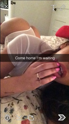 thejourneyyy:  Snapchat killa  Bruh I would end up accidentally killing someone to get back to her