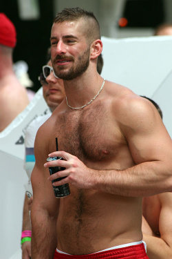 Follow my two hairy men blogs:http://sambrcln.tumblr.comhttp://hairysex.tumblr.com