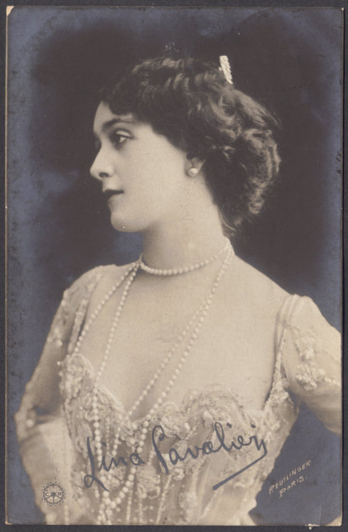 Lina Cavalieri, Example of Signature on Italian Card, from Reutlinger Series, circa 1900