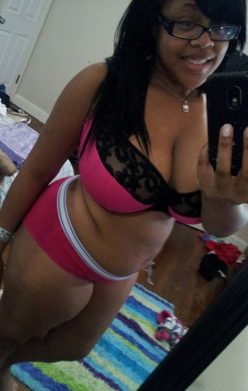 sincero44:  prettybustyelite:  I just love her when u see this hit prettybustyelite