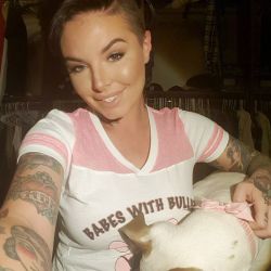 When you get a cute shirt from @babeswithbullies but your dog refuses to be seen with you by christymack