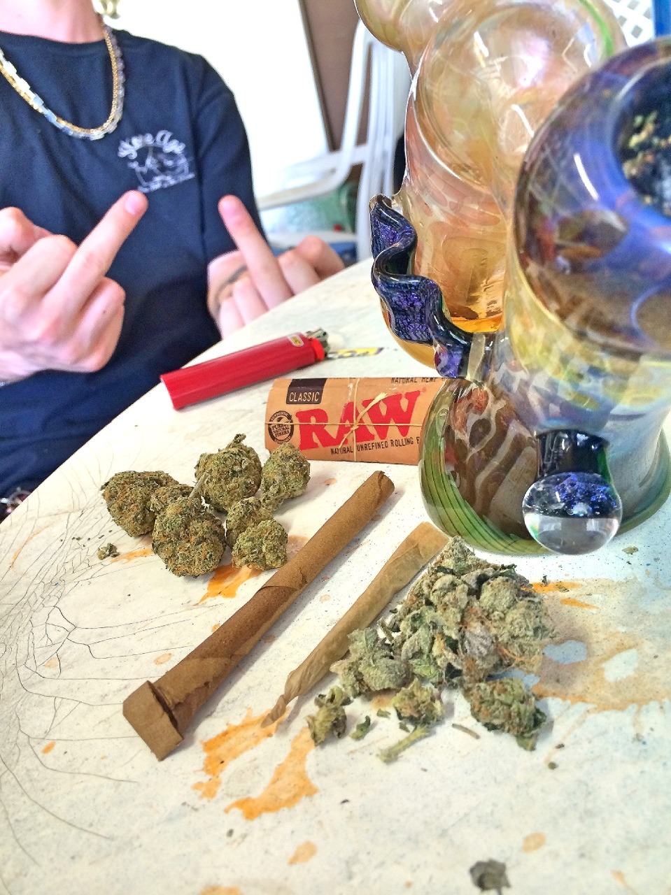 dabdiablo:  Blunt, jay and the bubbler with Thin Mints &amp; OG 