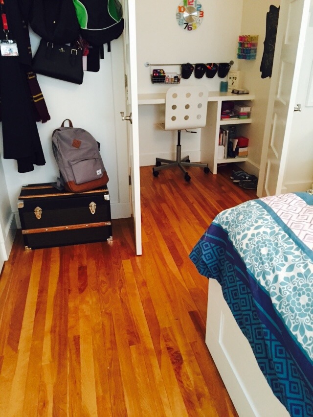 mayareads:  my room is my favourite place in the entire world. 