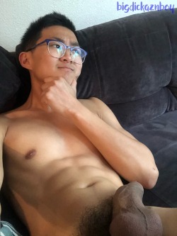 bigdickaznboy:  Sat here wondering who wants