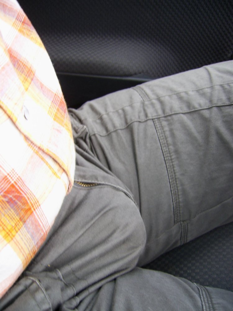 hpboy123:  Thank you for reblogging, share and follow me. ¿Do you like bulges? Discover