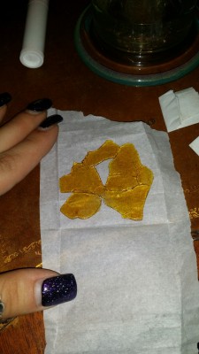 dabbin-fairy:  veraisastoner:  dabbin-fairy: I gots the dank🔥   Dab me out lol  Oh Vera I fucking want to! I’ll dab all of u down😋