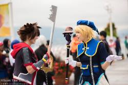 yaboymegan:  waitin for the trailer like CHILL OUT DONALD (I’m Sora and @kristiclescosplay is Donald! Photos by Scott Tsai) 