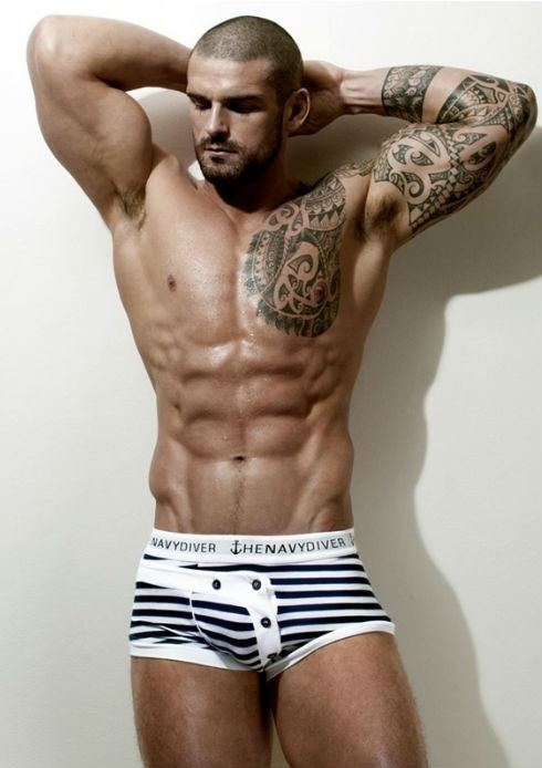 dnamagazine:  DNA favourite Stuart Reardon adult photos