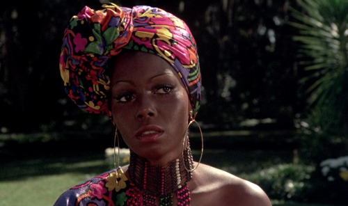 marypickfords:Judy Pace in Frogs (George McCowan, 1972)