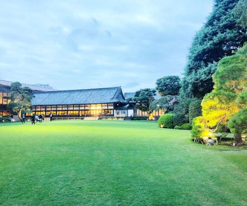 ＼おにわさん更新情報／ ‪[ 東京都港区 ] 明治記念館庭園 Meiji Memorial Hall Garden, Minato-ku, Tokyo の写真・記事を更新しました。 ーー明治天皇の仮御