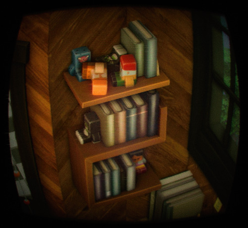 Rumour Has It That Auburn Still Keep Those Unwanted Simmies Gifted By Sage Until This Day :DD