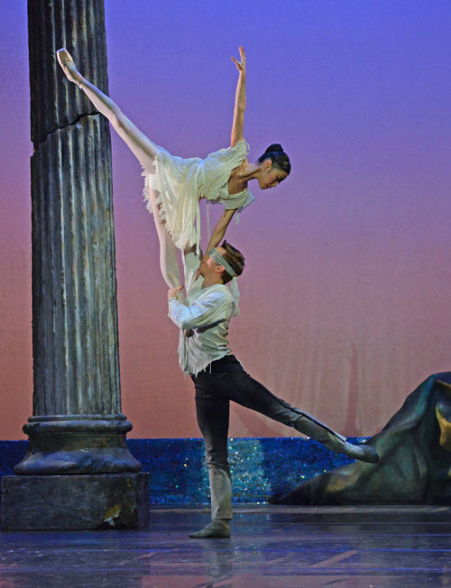 Momoko Hirata and Joseph Caley in Sylvia, Birmingham Royal Ballet, June 2015, © 