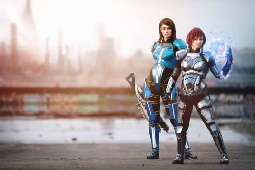 we finaly did our mass effect shoot!! so happy with the outcome!Ashley by Shiaya Costumes pictures b