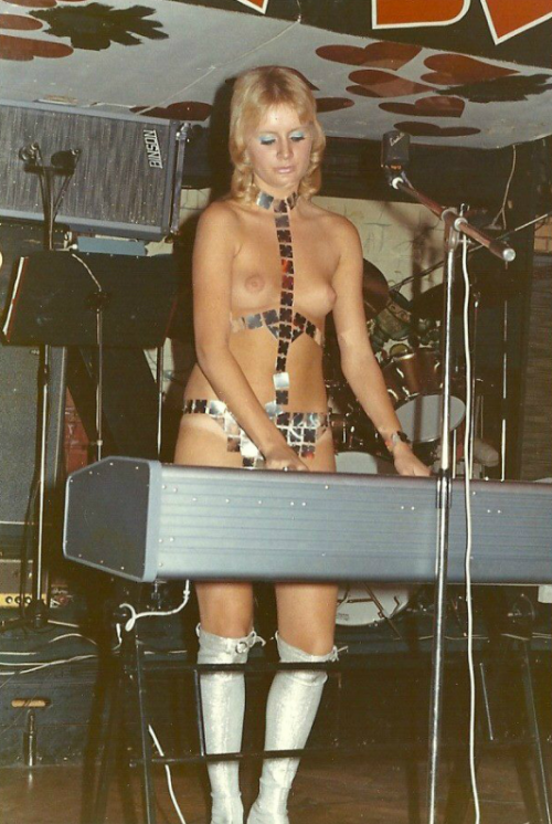 illyadarling:Danish girl group Ladybirds, 1973