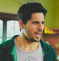 isakeena-pak:  Sidharth Malhotra (As  Arjun Kapoor  ) 
