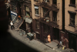 sirius-blackly:  new york city, 1975 | rené burri.   DIRTY OLD NEW YORK
