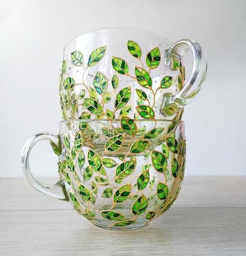 thesecretfairygarden: littlealienproducts: Glass Leaves & Flowers Mugs by ArtMasha Since we sho