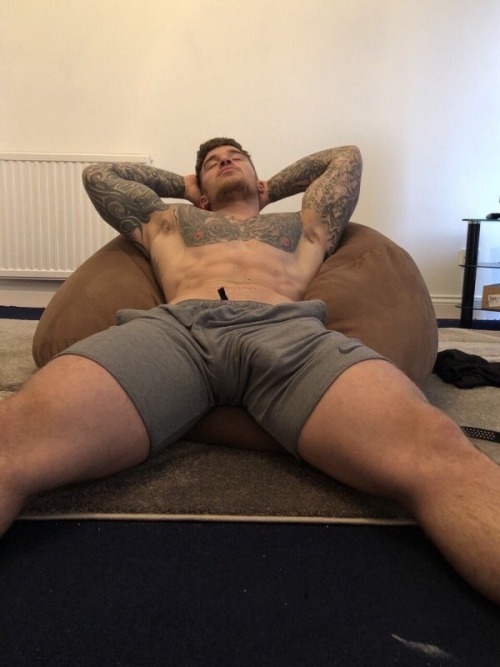 fuustevepena: Chris H