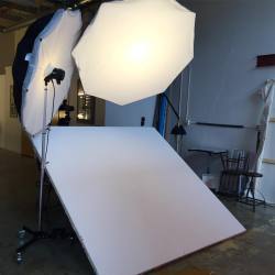 allencooley:  #lightingsetup for today’s #beauty shoot #elinchrom #octa #softlighter #homemadeFillWall #bts #allencooley #randomwordswithhashtags