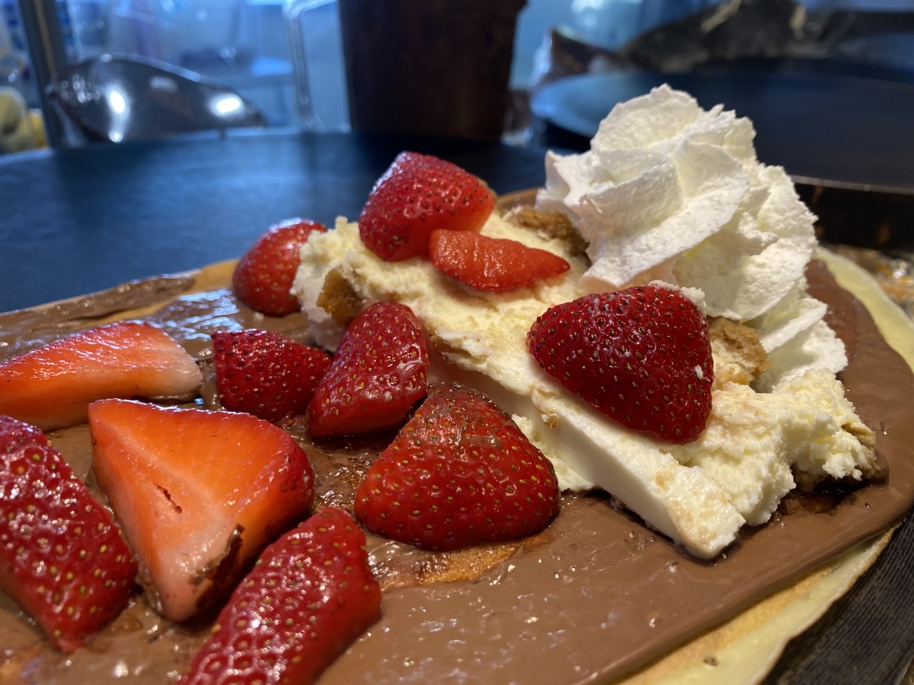 Tilly - NY Cheesecake, Nutella, fresh strawberries, Whipped cream