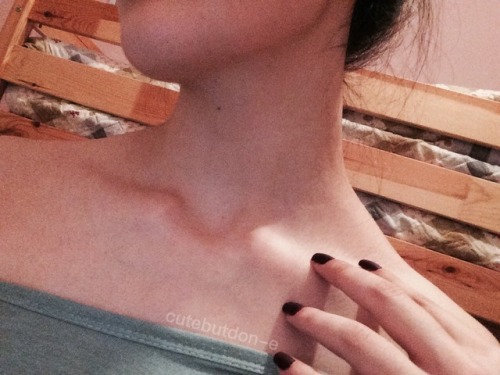cutebutdon-e:bones