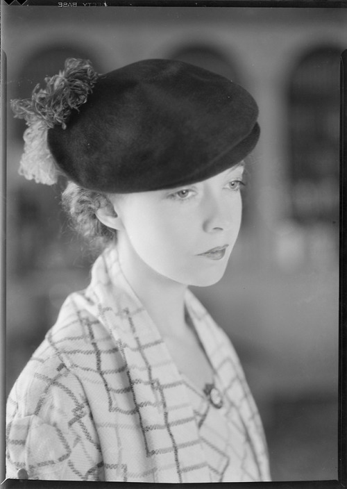 adrian-paul-botta:Lillian Gish Portraits by Nell Dorr 1930 (Nell Dorr Estate) Amon Carter TX