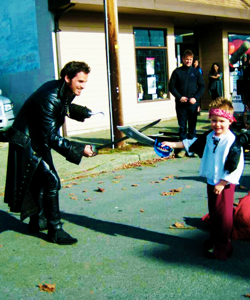 hookedemma:@colinodonoghue1 Thank you for spending 2min with my son! He enjoyed the “Jake-Hook duel”