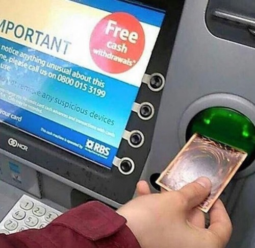 dankmemesforsadteens:Debit or credit