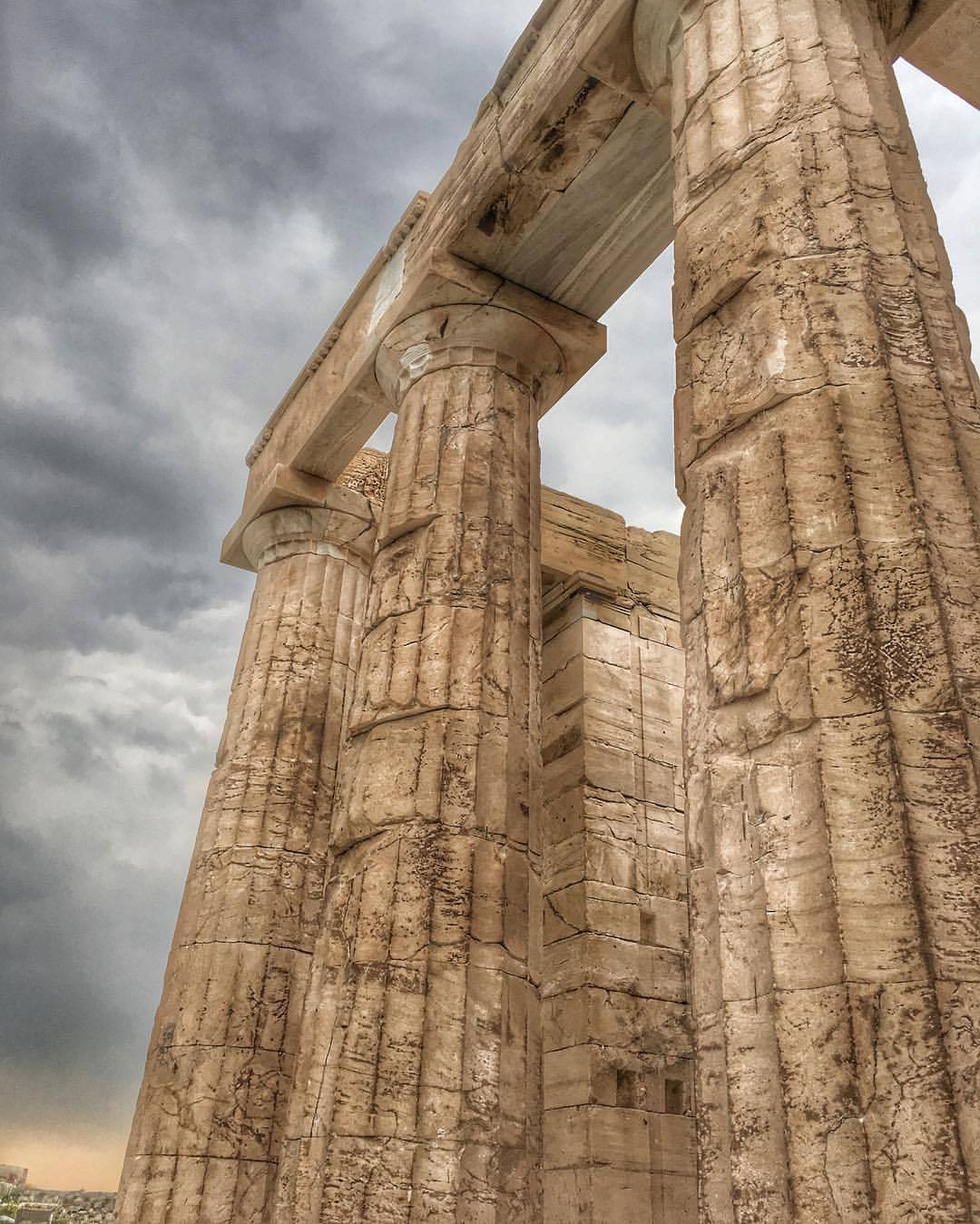 at Akropolis / Ακρόπολις https://www.instagram.com/p/BmfGkFagEN_Y-Y7q5aUky7Drls4Kbm_QdxRbOE0/?utm_source=ig_tumblr_share&amp;igshid=raorses9qtp7