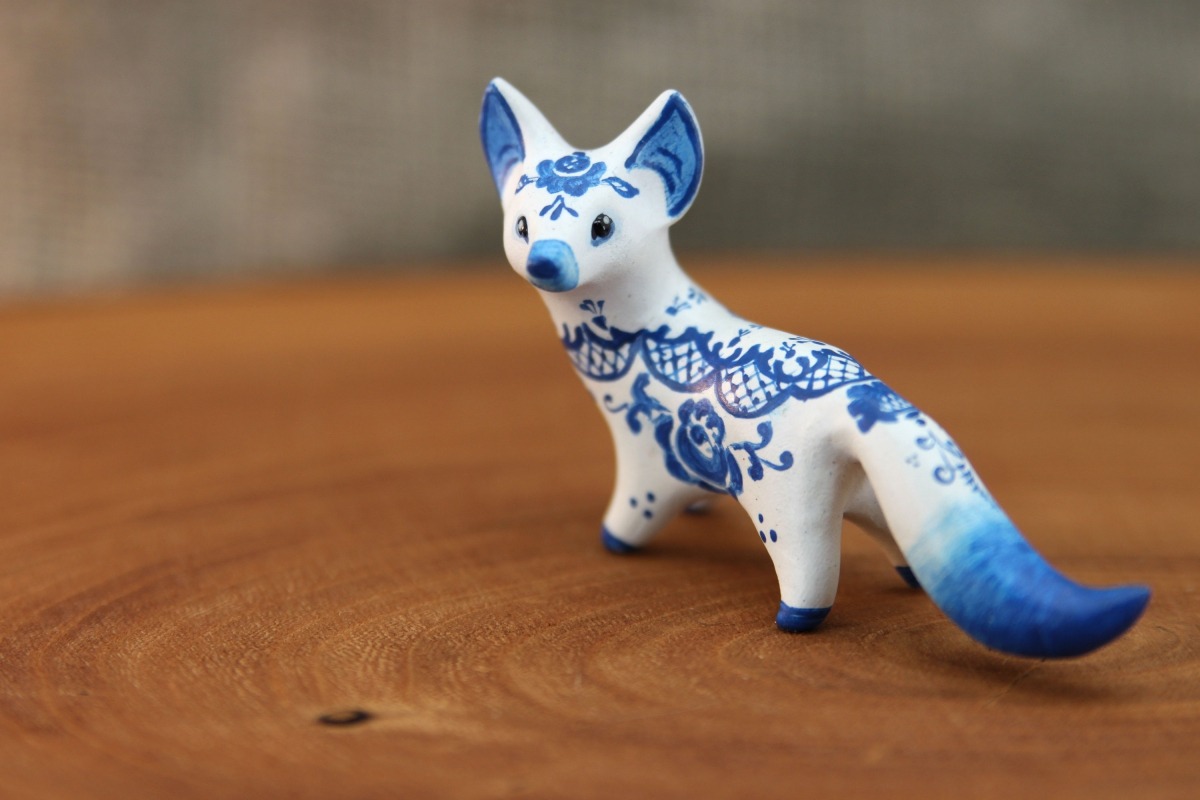sosuperawesome: Gzhel Patterned Figurines Evgeny Hontor on Etsy See our #Etsy or