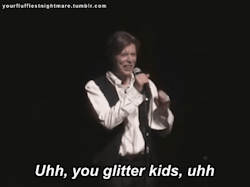 yourfluffiestnightmare:   David Bowie spontaneously