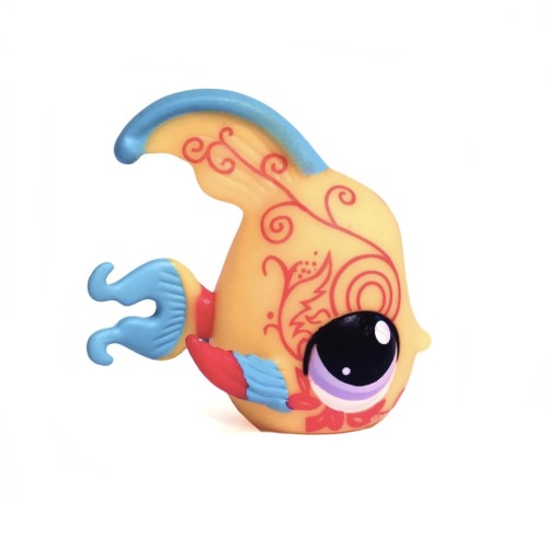 Frutiger Metro Littlest Pet Shop 🎧🎵🌀