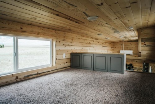 dreamhousetogo:  The Four Eagle by The Tiny Home Co.