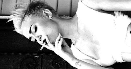 fierrrrrrce:  http://fierrrrrrce.tumblr.com/ 