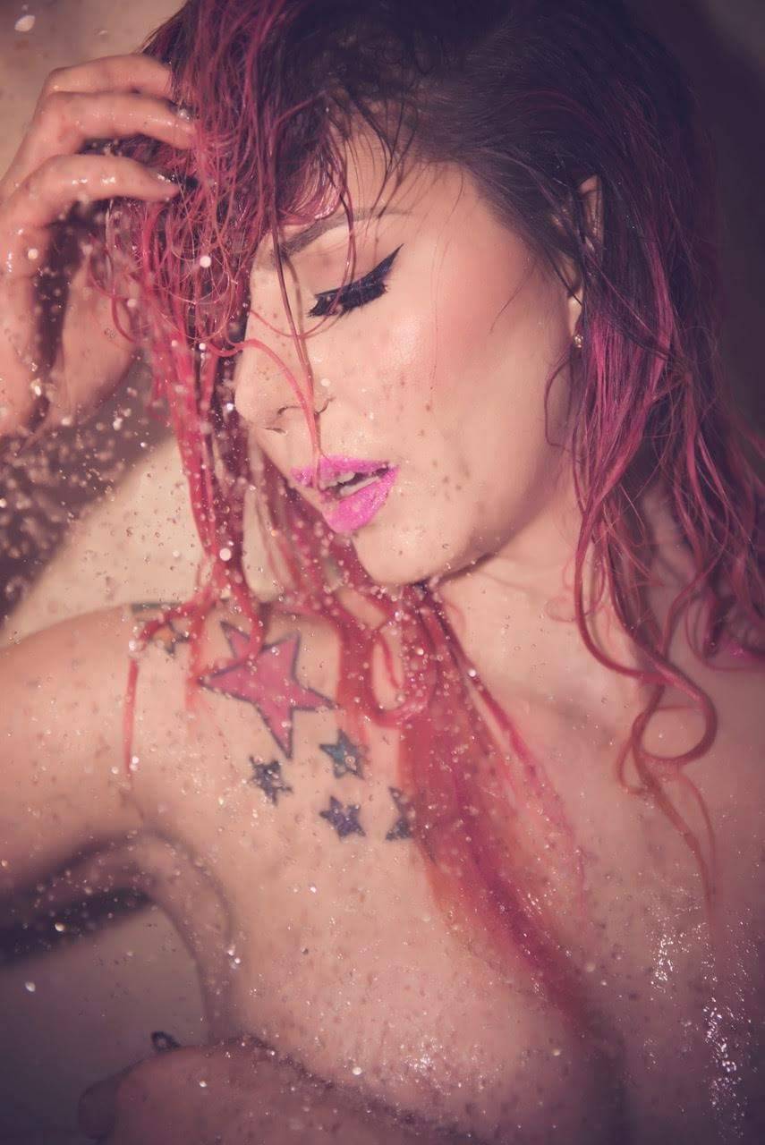 queen-bitch-alexxis:  OMG Annalee Belle as Wonder Woman is the hottest thing you’ll