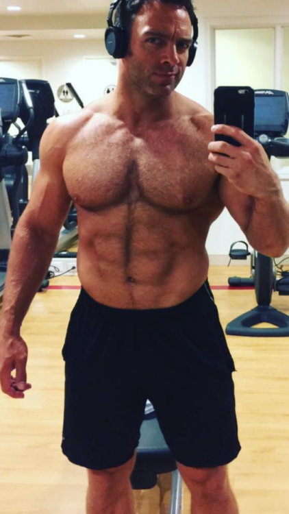 hotfamousmen:  Eli Drake