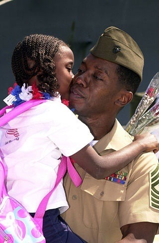 youngblackandvegan:   musingsofalazydreamer:  lovedivika:  Fatherhood  Loooovvve